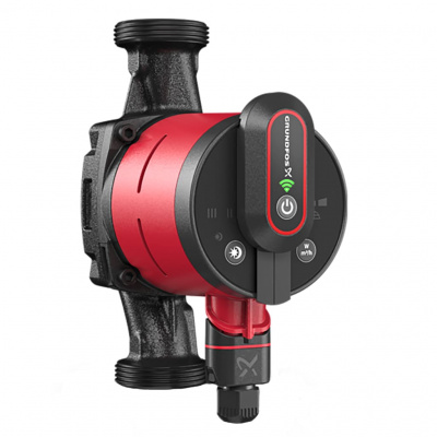 Циркуляционный насос Grundfos ALPHA2 25-40 180 NEW (в комплекте с накидными гайками)